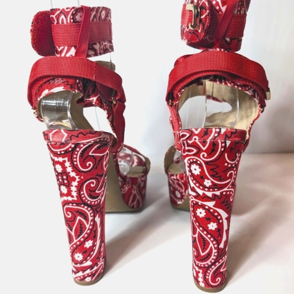 Mata Red Bandana 5.5" Chunky Heels With Velcro Straps - Picture 6 of 7